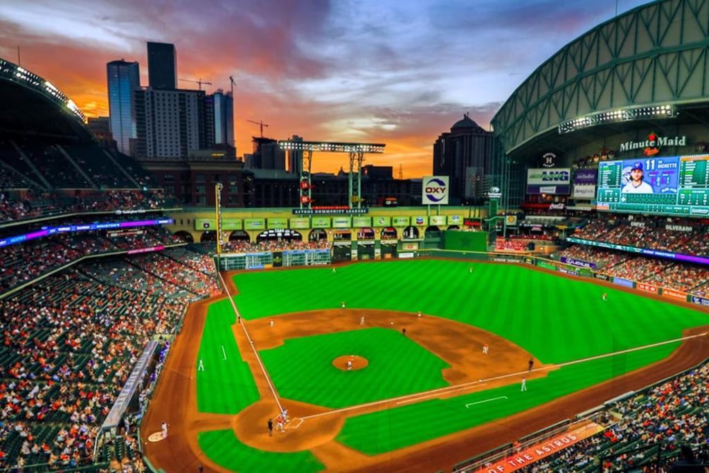 U3 Penthouse Houstonw Car Astros W Skyline-View Apartment Luaran gambar